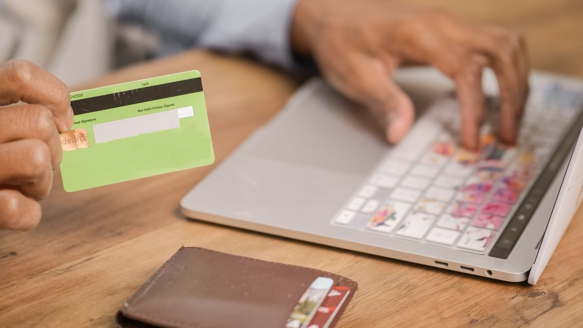 Compras pela internet também entram na fatura: o que vale é a data em que a compra foi aprovada